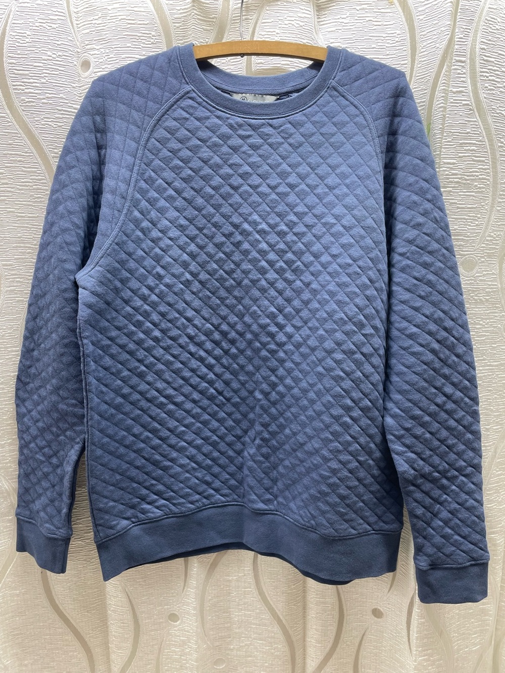 Cloudveil Quilted‎ Sweatshirt Mens Small Blue Excellent Diamond Pattern Raglan
